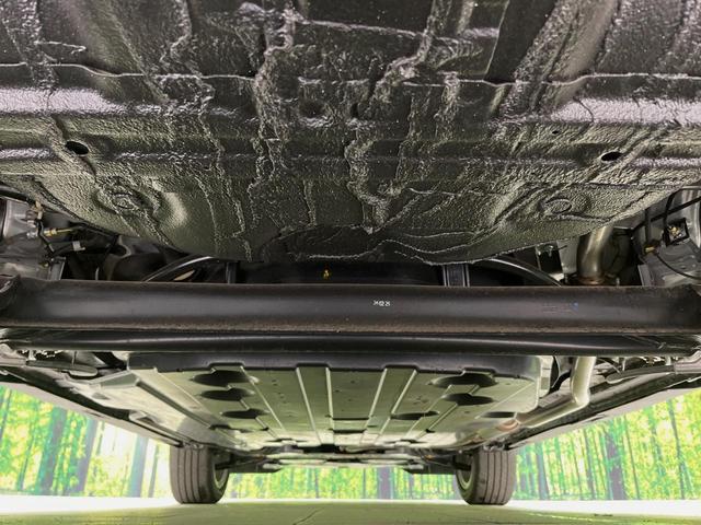 WR-V Z 登録済未使用車 ホンダセンシング レーダークルーズ ハーフレザーシート スマートキー LEDヘッド オートハイビーム 車線逸脱警報 誤発進抑制機能 オートライト オートエアコン 純正17インチAW(19枚目)