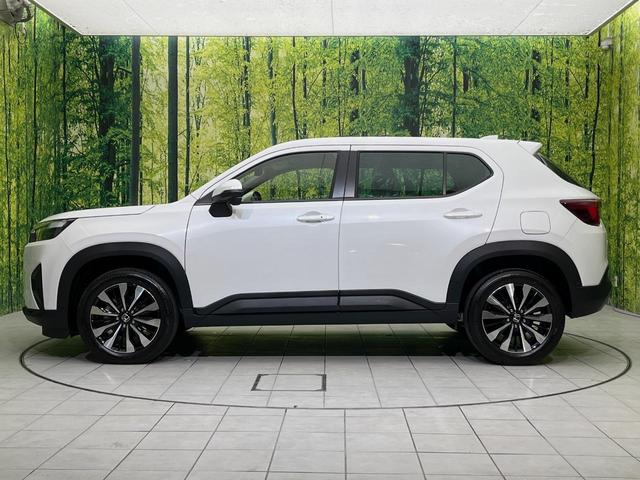 WR-V Z 登録済未使用車 ホンダセンシング レーダークルーズ ハーフレザーシート スマートキー LEDヘッド オートハイビーム 車線逸脱警報 誤発進抑制機能 オートライト オートエアコン 純正17インチAW(27枚目)