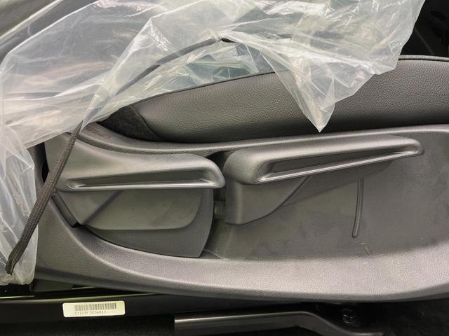 WR-V Z 登録済未使用車 ホンダセンシング レーダークルーズ ハーフレザーシート スマートキー LEDヘッド オートハイビーム 車線逸脱警報 誤発進抑制機能 オートライト オートエアコン 純正17インチAW(32枚目)