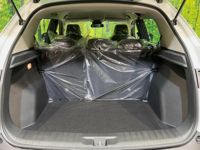 WR-V Z 登録済未使用車 ホンダセンシング レーダークルーズ ハーフレザーシート スマートキー LEDヘッド オートハイビーム 車線逸脱警報 誤発進抑制機能 オートライト オートエアコン 純正17インチAW(37枚目)