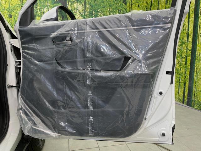 WR-V Z 登録済未使用車 ホンダセンシング レーダークルーズ ハーフレザーシート スマートキー LEDヘッド オートハイビーム 車線逸脱警報 誤発進抑制機能 オートライト オートエアコン 純正17インチAW(40枚目)