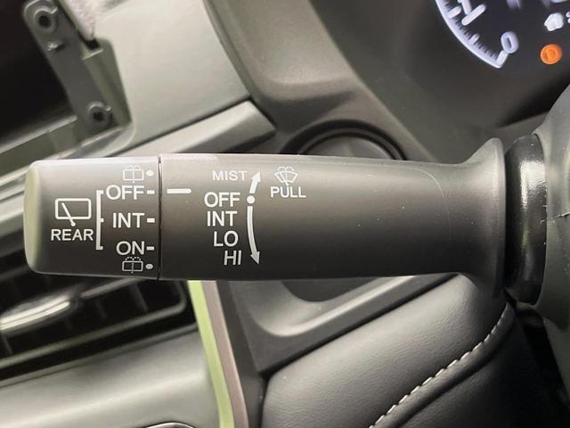 WR-V Z 登録済未使用車 ホンダセンシング レーダークルーズ ハーフレザーシート スマートキー LEDヘッド オートハイビーム 車線逸脱警報 誤発進抑制機能 オートライト オートエアコン 純正17インチAW(50枚目)