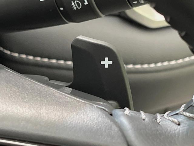 WR-V Z 登録済未使用車 ホンダセンシング レーダークルーズ ハーフレザーシート スマートキー LEDヘッド オートハイビーム 車線逸脱警報 誤発進抑制機能 オートライト オートエアコン 純正17インチAW(54枚目)