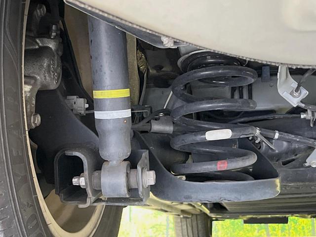 ヴォクシー ＺＳ　両側電動ドア　純正９型ナビ　後席モニター　バックカメラ　セーフティセンス　禁煙車　ドラレコ　スマートキー　ＬＥＤヘッド　ナビ連動ＥＴＣ　車線逸脱警報　純正１６インチＡＷ　オートライト　オートハイビーム（21枚目）