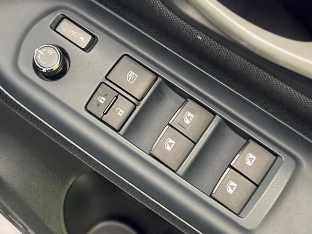 ヴォクシー ＺＳ　両側電動ドア　純正９型ナビ　後席モニター　バックカメラ　セーフティセンス　禁煙車　ドラレコ　スマートキー　ＬＥＤヘッド　ナビ連動ＥＴＣ　車線逸脱警報　純正１６インチＡＷ　オートライト　オートハイビーム（51枚目）