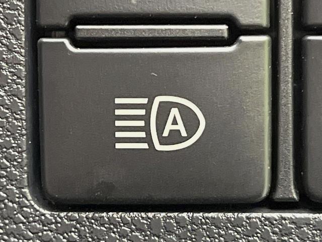 ミライース L SAIII スマートアシスト3 禁煙車 コーナーセンサー オートハイビーム 車線逸脱警報 誤発進抑制機能 先行車発進お知らせ機能 オートライト CD キーレス アイドリングストップ 盗難防止装置 横滑り防止装置(5枚目)