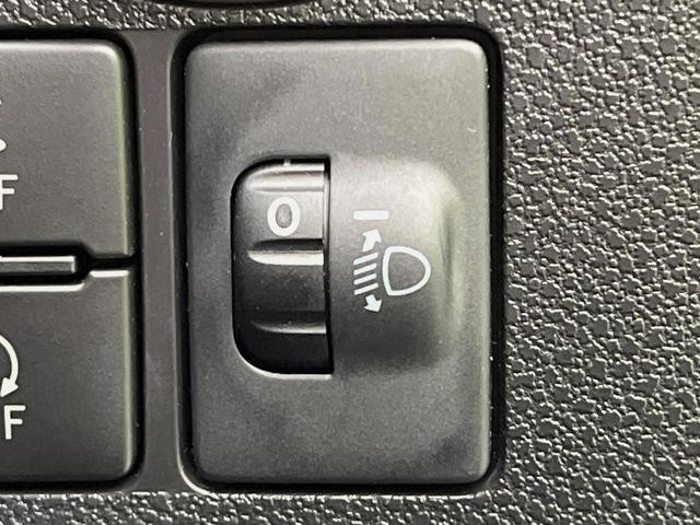 ミライース L SAIII スマートアシスト3 禁煙車 コーナーセンサー オートハイビーム 車線逸脱警報 誤発進抑制機能 先行車発進お知らせ機能 オートライト CD キーレス アイドリングストップ 盗難防止装置 横滑り防止装置(48枚目)