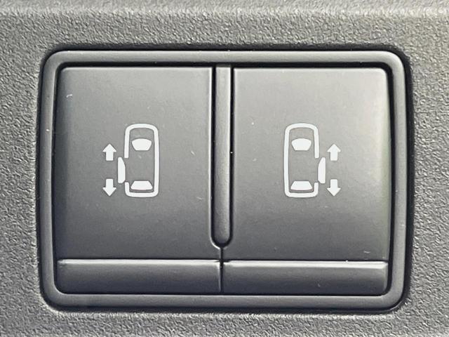 セレナ ハイウェイスターＶ　両側電動ドア　全周囲カメラ　衝突被害軽減システム　プロパイロット　禁煙車　ドラレコ　コーナーセンサー　スマートキー　ＬＥＤヘッド　ナビ連動ＥＴＣ　車線逸脱警報　踏み間違い防止　オートライト　フルセグ（3枚目）