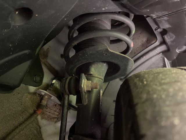 セレナ ハイウェイスターＶ　両側電動ドア　全周囲カメラ　衝突被害軽減システム　プロパイロット　禁煙車　ドラレコ　コーナーセンサー　スマートキー　ＬＥＤヘッド　ナビ連動ＥＴＣ　車線逸脱警報　踏み間違い防止　オートライト　フルセグ（20枚目）