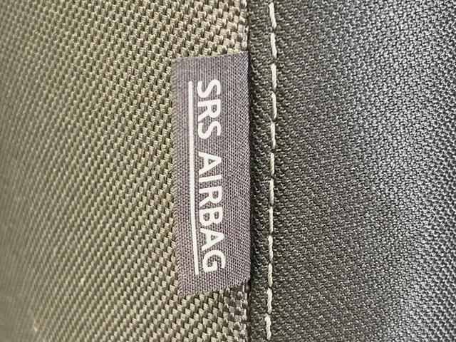 セレナ ハイウェイスターＶ　両側電動ドア　全周囲カメラ　衝突被害軽減システム　プロパイロット　禁煙車　ドラレコ　コーナーセンサー　スマートキー　ＬＥＤヘッド　ナビ連動ＥＴＣ　車線逸脱警報　踏み間違い防止　オートライト　フルセグ（42枚目）