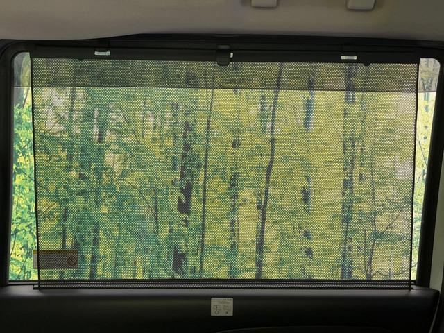 セレナ ハイウェイスターＶ　両側電動ドア　全周囲カメラ　衝突被害軽減システム　プロパイロット　禁煙車　ドラレコ　コーナーセンサー　スマートキー　ＬＥＤヘッド　ナビ連動ＥＴＣ　車線逸脱警報　踏み間違い防止　オートライト　フルセグ（44枚目）