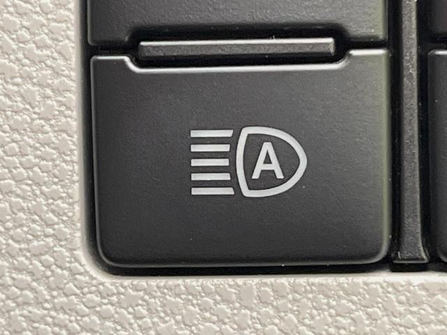 ミライース Ｘ　ＳＡＩＩＩ　スマートアシスト３　禁煙車　コーナーセンサー　ＬＥＤヘッド　ＥＴＣ　オートハイビーム　車線逸脱警報　誤発進抑制制御機能　先行車発進お知らせ機能　ＣＤ再生　アイドリングストップ　電動格納ミラー　盗難防止（6枚目）