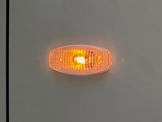 ミライース Ｘ　ＳＡＩＩＩ　スマートアシスト３　禁煙車　コーナーセンサー　ＬＥＤヘッド　ＥＴＣ　オートハイビーム　車線逸脱警報　誤発進抑制制御機能　先行車発進お知らせ機能　ＣＤ再生　アイドリングストップ　電動格納ミラー　盗難防止（28枚目）