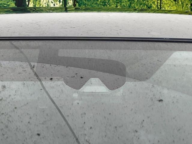 エクストレイル 20X エマージェンシーブレーキパッケージ 4WD 純正SDナビ 全周囲カメラ 衝突被害軽減システム 禁煙車 シートヒーター スマートキー LEDヘッド ビルトインETC クルコン 車線逸脱警報 踏み間違い防止 オートライト デュアルエアコン(6枚目)