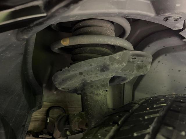 エクストレイル 20X エマージェンシーブレーキパッケージ 4WD 純正SDナビ 全周囲カメラ 衝突被害軽減システム 禁煙車 シートヒーター スマートキー LEDヘッド ビルトインETC クルコン 車線逸脱警報 踏み間違い防止 オートライト デュアルエアコン(20枚目)