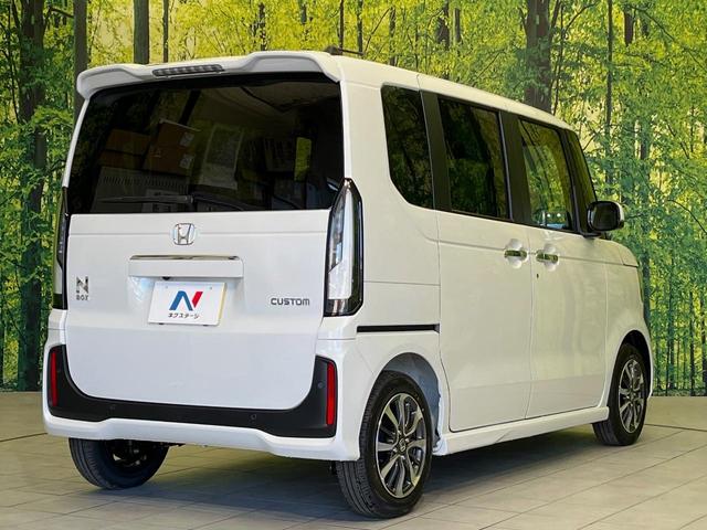 Ｎ－ＢＯＸカスタム ベースグレード　届出済未使用車　両側電動ドア　衝突軽減装置　アダプティブクルーズ　シートヒーター　コーナーセンサー　スマートキー　ＬＥＤヘッドライト　オートハイビーム　車線逸脱警報　誤発進抑制機能　純正１４インチＡＷ（17枚目）
