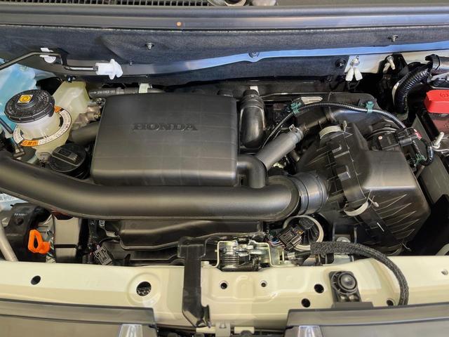 Ｎ－ＢＯＸカスタム ベースグレード　届出済未使用車　両側電動ドア　衝突軽減装置　アダプティブクルーズ　シートヒーター　コーナーセンサー　スマートキー　ＬＥＤヘッドライト　オートハイビーム　車線逸脱警報　誤発進抑制機能　純正１４インチＡＷ（18枚目）