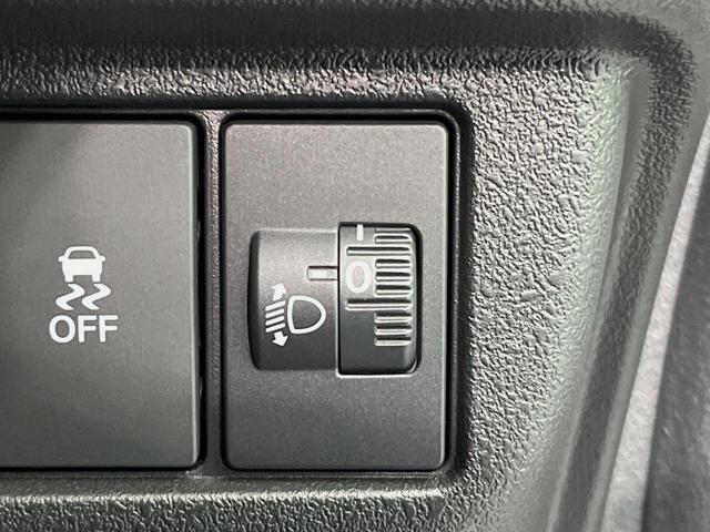 Ｎ－ＢＯＸカスタム ベースグレード　届出済未使用車　両側電動ドア　衝突軽減装置　アダプティブクルーズ　シートヒーター　コーナーセンサー　スマートキー　ＬＥＤヘッドライト　オートハイビーム　車線逸脱警報　誤発進抑制機能　純正１４インチＡＷ（33枚目）