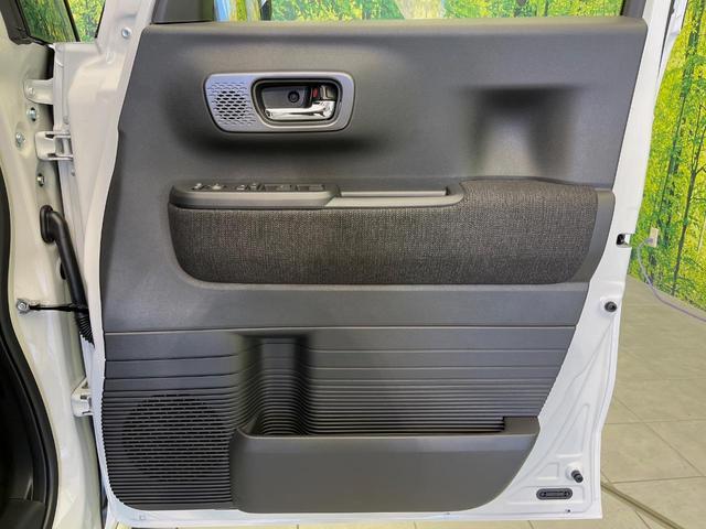 Ｎ－ＢＯＸカスタム ベースグレード　届出済未使用車　両側電動ドア　衝突軽減装置　アダプティブクルーズ　シートヒーター　コーナーセンサー　スマートキー　ＬＥＤヘッドライト　オートハイビーム　車線逸脱警報　誤発進抑制機能　純正１４インチＡＷ（50枚目）