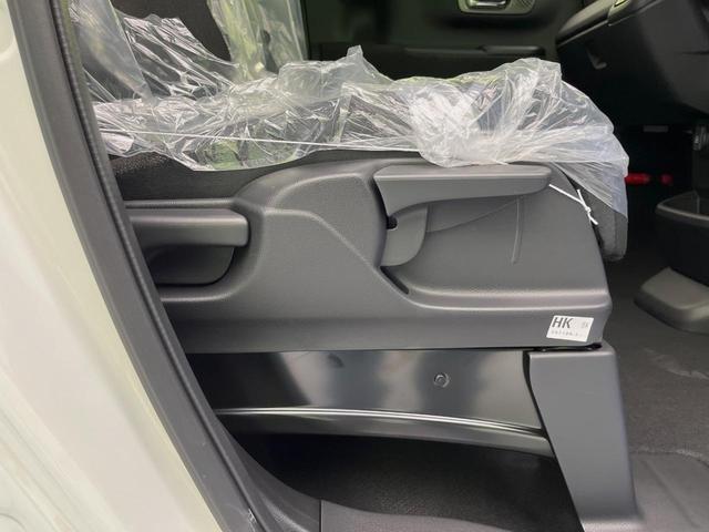 Ｎ－ＢＯＸカスタム ベースグレード　届出済未使用車　両側電動ドア　衝突軽減装置　アダプティブクルーズ　シートヒーター　コーナーセンサー　スマートキー　ＬＥＤヘッドライト　オートハイビーム　車線逸脱警報　誤発進抑制機能　純正１４インチＡＷ（52枚目）