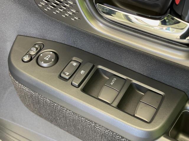 Ｎ－ＢＯＸカスタム ベースグレード　届出済未使用車　両側電動ドア　衝突軽減装置　アダプティブクルーズ　シートヒーター　コーナーセンサー　スマートキー　ＬＥＤヘッドライト　オートハイビーム　車線逸脱警報　誤発進抑制機能　純正１４インチＡＷ（55枚目）