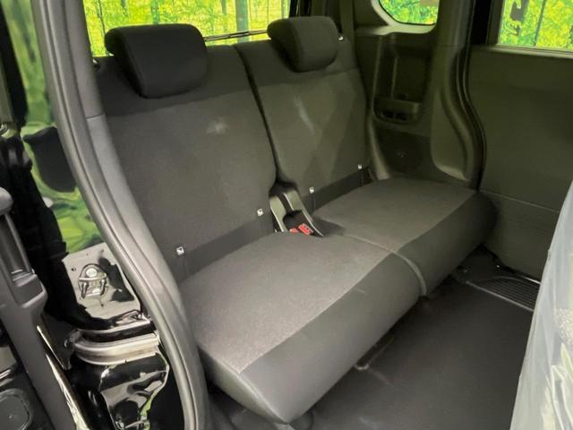 N-BOXカスタム ベースグレード 届出済未使用車 電動スライドドア 衝突軽減装置 アダプティブクルーズ シートヒーター コーナーセンサー スマートキー LEDヘッド オートハイビーム 車線逸脱警報 誤発進抑制機能 純正14インチAW(9枚目)