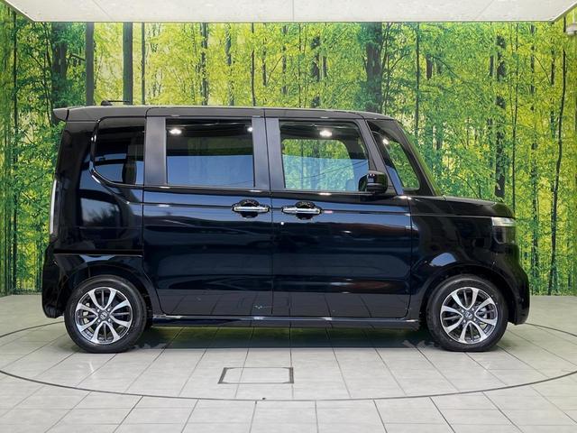 N-BOXカスタム ベースグレード 届出済未使用車 電動スライドドア 衝突軽減装置 アダプティブクルーズ シートヒーター コーナーセンサー スマートキー LEDヘッド オートハイビーム 車線逸脱警報 誤発進抑制機能 純正14インチAW(27枚目)
