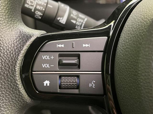 N-BOXカスタム ベースグレード 届出済未使用車 電動スライドドア 衝突軽減装置 アダプティブクルーズ シートヒーター コーナーセンサー スマートキー LEDヘッド オートハイビーム 車線逸脱警報 誤発進抑制機能 純正14インチAW(41枚目)