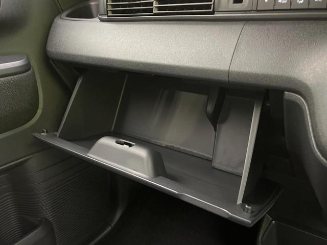 N-BOXカスタム ベースグレード 届出済未使用車 電動スライドドア 衝突軽減装置 アダプティブクルーズ シートヒーター コーナーセンサー スマートキー LEDヘッド オートハイビーム 車線逸脱警報 誤発進抑制機能 純正14インチAW(50枚目)