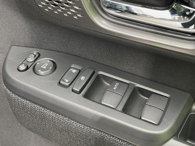 N-BOXカスタム ベースグレード 届出済未使用車 電動スライドドア 衝突軽減装置 アダプティブクルーズ シートヒーター コーナーセンサー スマートキー LEDヘッド オートハイビーム 車線逸脱警報 誤発進抑制機能 純正14インチAW(54枚目)