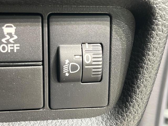 ＷＲ－Ｖ Ｚ＋　ディスプレイオディオ　バックカメラ　衝突被害軽減システム　レーダークルーズ　禁煙車　ハーフレザーシート　コーナーセンサー　スマートキー　ＬＥＤヘッド　ＥＴＣ　オートハイビーム　車線逸脱警報（53枚目）