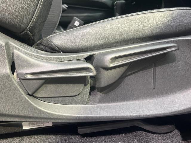 ＷＲ－Ｖ Ｚ＋　ディスプレイオディオ　バックカメラ　衝突被害軽減システム　レーダークルーズ　禁煙車　ハーフレザーシート　コーナーセンサー　スマートキー　ＬＥＤヘッド　ＥＴＣ　オートハイビーム　車線逸脱警報（67枚目）