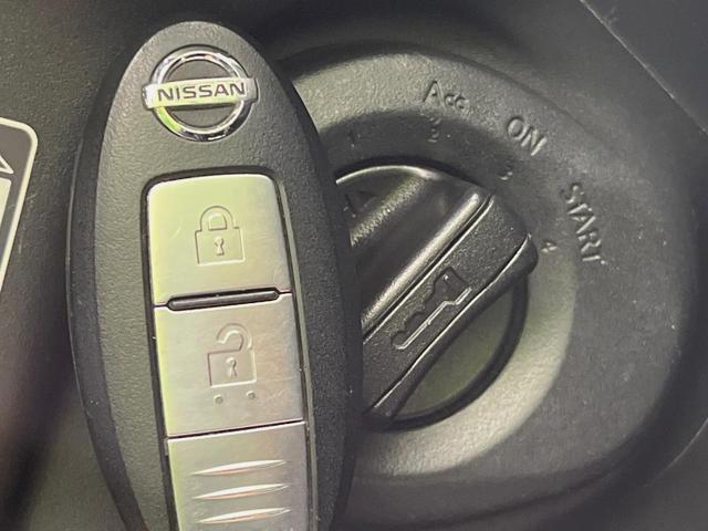 エクストレイル 20X 4WD 純正HDDナビ バックカメラ 禁煙車 全席シートヒーター スマートキー HIDヘッド ルーフレール ETC 純正17インチアルミ オートライト オートエアコン Bluetooth再生 CD再生(7枚目)