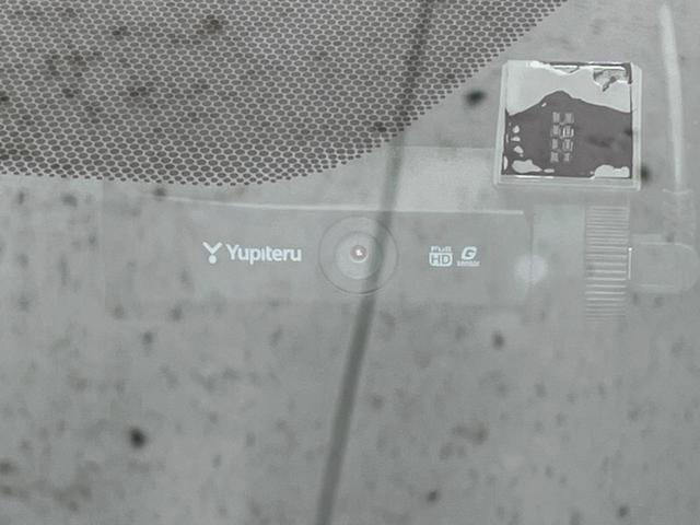 アクア S ナビ バックカメラ 禁煙車 ドラレコ スマートキー ETC オートライト オートエアコン Bluetooth CD/DVD再生 電動格納ミラー 盗難防止システム プライバシーガラス パワーウィンドウ(5枚目)