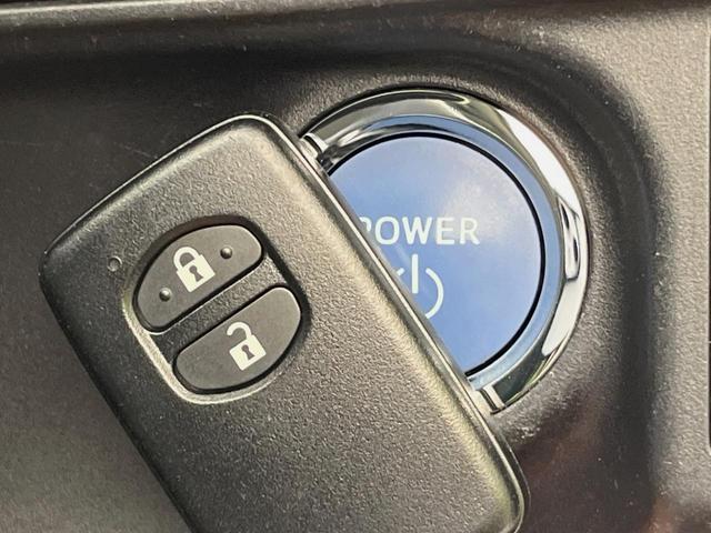 アクア S ナビ バックカメラ 禁煙車 ドラレコ スマートキー ETC オートライト オートエアコン Bluetooth CD/DVD再生 電動格納ミラー 盗難防止システム プライバシーガラス パワーウィンドウ(6枚目)