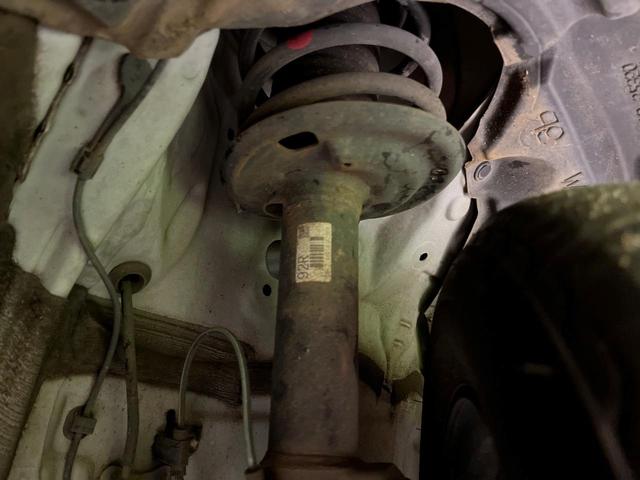 アクア S ナビ バックカメラ 禁煙車 ドラレコ スマートキー ETC オートライト オートエアコン Bluetooth CD/DVD再生 電動格納ミラー 盗難防止システム プライバシーガラス パワーウィンドウ(20枚目)