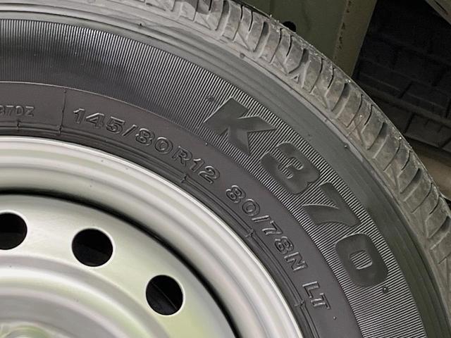 エブリイ ＰＣリミテッド　ＳＤナビ　バックカメラ　衝突軽減　禁煙車　コーナーセンサー　オートハイビーム　車線逸脱警報　誤発進抑制機能　先行車発進お知らせ機能　オートライト　Ｂｌｕｅｔｏｏｔｈ接続　ＣＤ　電動格納ミラー　盗難防止（29枚目）