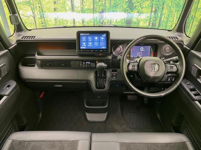 Ｎ－ＢＯＸカスタム ターボ　両側電動ドア　純正８型ナビ　バックカメラ　衝突軽減装置　ハーフレザー　コーナーセンサー　スマートキー　ＬＥＤヘッド　ＥＴＣ　純正１５インチＡＷ　オートハイビーム　車線逸脱警報　誤発進抑制機能（2枚目）