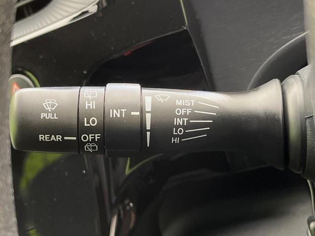 アクア Sスタイルブラック 純正ナビ バックカメラ 衝突軽減 寒冷地仕様 禁煙車 シートヒーター ドラレコ コーナーセンサー スマートキー ETC オートハイビーム 車線逸脱警報 先行車発進告知 オートライト Bluetooth(64枚目)