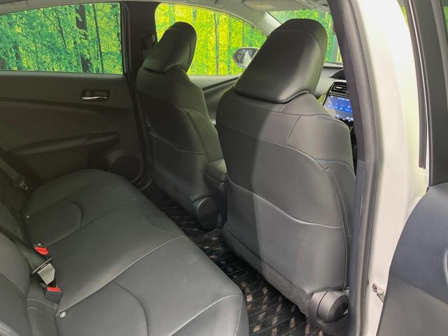 プリウス Ｓツーリングセレクション　純正９型ナビ　バックカメラ　衝突軽減　レーダークルーズ　禁煙車　合皮レザーシート　シートヒーター　ドラレコ　コーナーセンサー　スマートキー　ＬＥＤヘッド　ＥＴＣ２．０　オートハイビーム　車線逸脱警報（40枚目）