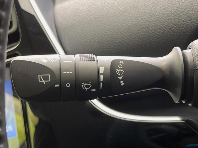 プリウス Ｓツーリングセレクション　純正９型ナビ　バックカメラ　衝突軽減　レーダークルーズ　禁煙車　合皮レザーシート　シートヒーター　ドラレコ　コーナーセンサー　スマートキー　ＬＥＤヘッド　ＥＴＣ２．０　オートハイビーム　車線逸脱警報（57枚目）