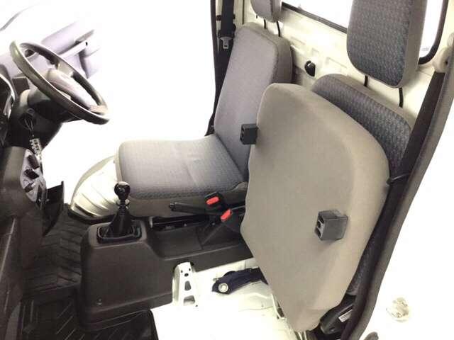 アタック AC 運転席エアバッグ キーレス付 パワーウィンド フルタイム4WD P/S CDコンポ(15枚目)