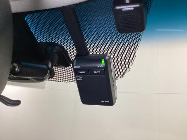 フリード+ハイブリッド ハイブリッドG 光触媒抗菌消臭施工済 ドラレコ Rカメラ 追突軽減ブレーキ 横滑り防止 オートエアコン LEDヘッド フルセグ ETC オートクルーズコントロール USB 4WD シートヒーター アイドリングストップ(15枚目)