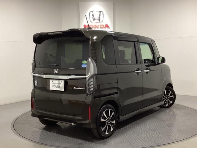 N-BOXカスタム G・Lホンダセンシング 光触媒抗菌消臭施工済 地デジTV 助手席エアバッグ キーレス アイドリングST セキュリティーアラーム スマ-トキ- リアカメラ ナビTV ETC 前車追従機能 サイドエアバッグ LEDヘッドライト(3枚目)