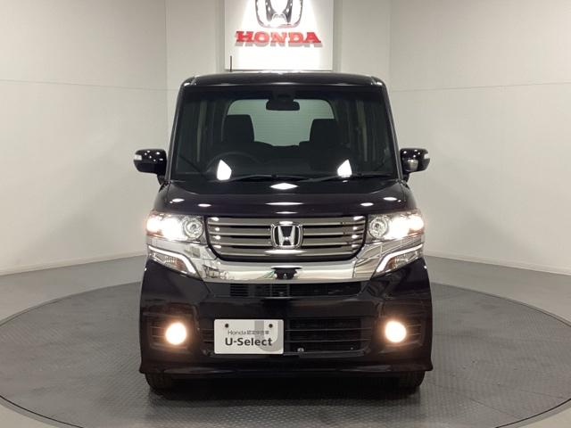 N-BOXカスタム G 光触媒抗菌消臭施工済 Bカメラ アイドリングSTOP スマキー 地デジTV 運転席エアバッグ パワーステアリング パワーウィンドウ ナビTV フルタイム4WD 盗難防止 ETC エアコン DVD再生(2枚目)