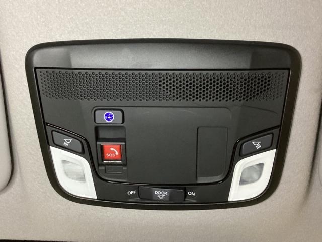 フィット ホーム 光触媒抗菌消臭施工済 衝突軽減ブレーキ リアカメ LEDライト オートライト クリアランスソナー フルセグTV エアバッグ iストップ スマ-トキ- 盗難防止装置 ETC車載器 Wエアバック DVD(6枚目)