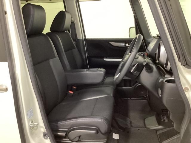 Ｎ－ＢＯＸカスタム ＧターボＳＳブラックスタイルパッケージ　光触媒抗菌消臭施工済　カーテンエアバック　ナビＴＶ　バックモニター　地デジＴＶ　前席シートヒーター　盗難防止システム　横滑り防止　ＤＶＤ　キーレス　パワステ　Ｉ－ＳＴＯＰ　エアコン　ターボ　ＡＢＳ（17枚目）