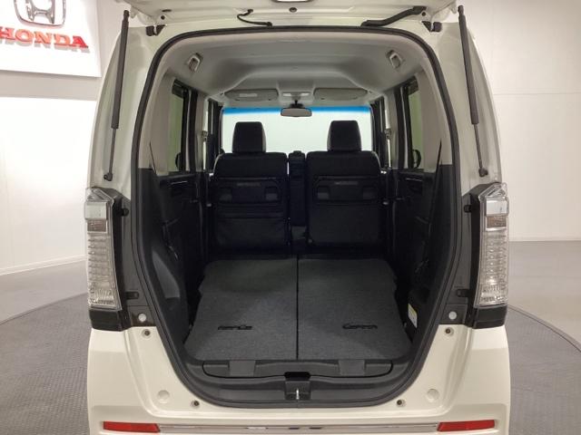 Ｎ－ＢＯＸカスタム ＧターボＳＳブラックスタイルパッケージ　光触媒抗菌消臭施工済　カーテンエアバック　ナビＴＶ　バックモニター　地デジＴＶ　前席シートヒーター　盗難防止システム　横滑り防止　ＤＶＤ　キーレス　パワステ　Ｉ－ＳＴＯＰ　エアコン　ターボ　ＡＢＳ（21枚目）