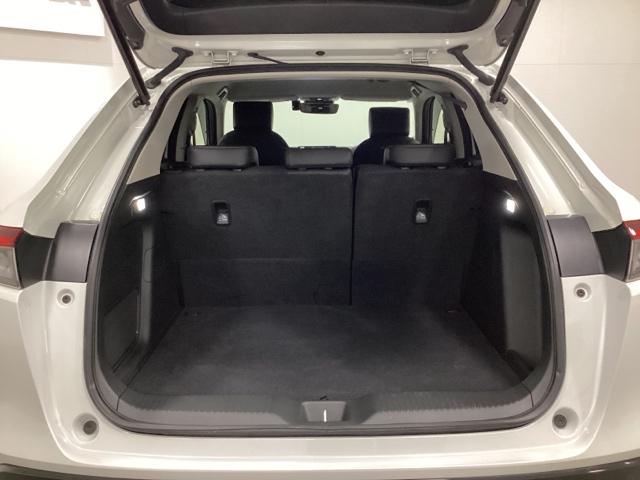 ヴェゼル ｅ：ＨＥＶＺ　中古スタッドレスタイヤ、純正メモリーナビ、ドライブレコーダー前後装着＋ＥＴＣ２．０付　当社デモカー　盗難防止装置　１オーナー　ドラレコ付き　Ｒカメラ　フルセグテレビ　スマ－トキ－　ＥＴＣ車載器　ＡＢＳ（27枚目）