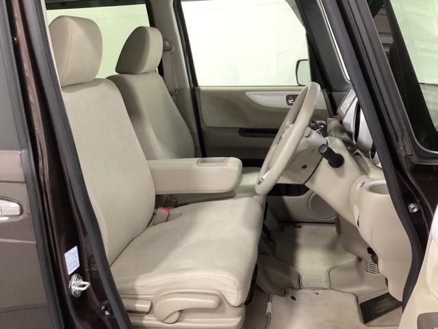 Ｎ－ＢＯＸ ２トーンカラースタイルＧ・Ｌパッケージ　光触媒抗菌消臭施工済　両側パワースライドドア　盗難防止システム　ベンチシート　ワンセグＴＶ　ＡＢＳ　ＥＳＣ　４ＷＤ　バックカメラ　アイドリングストップ　ＥＴＣ　ナビＴＶ　スマートキー　シートヒーター（16枚目）